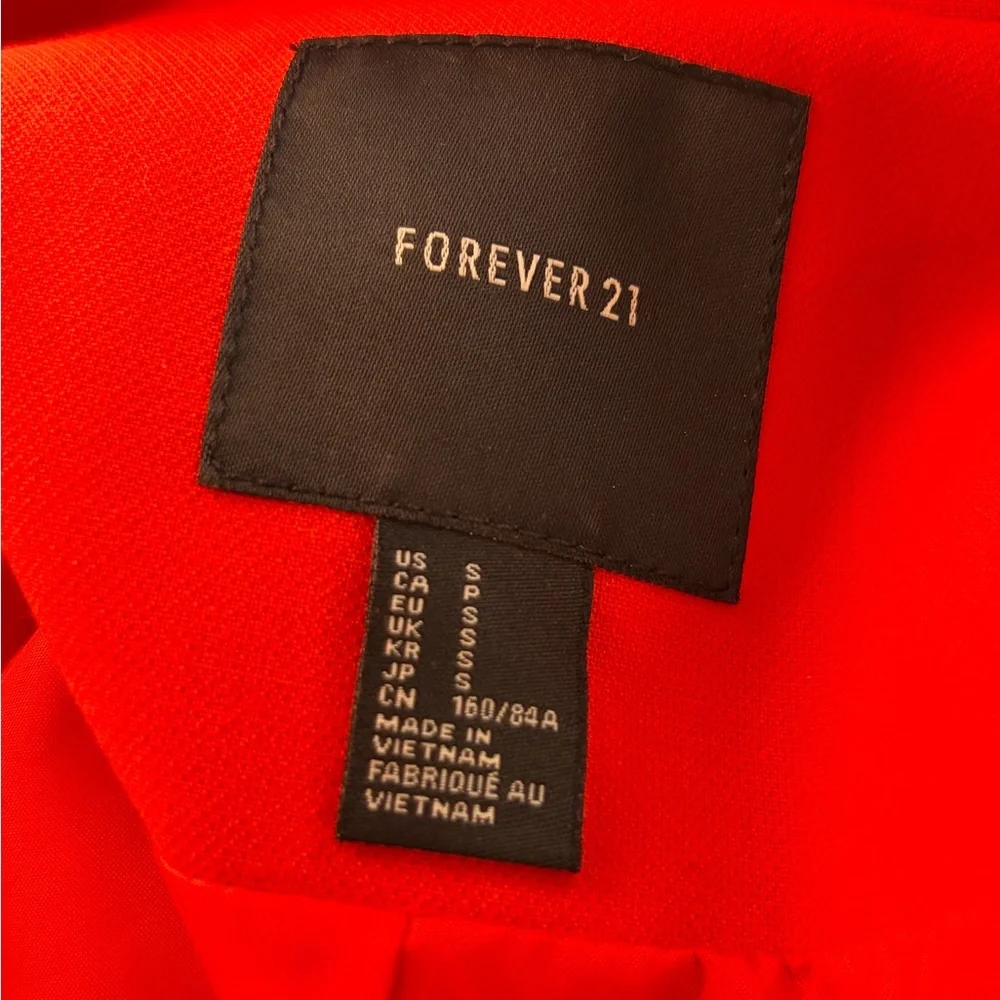 Forever 21 Red Cropped Blazer Jacket Size S Tailored Single Button - Picture 4 of 4